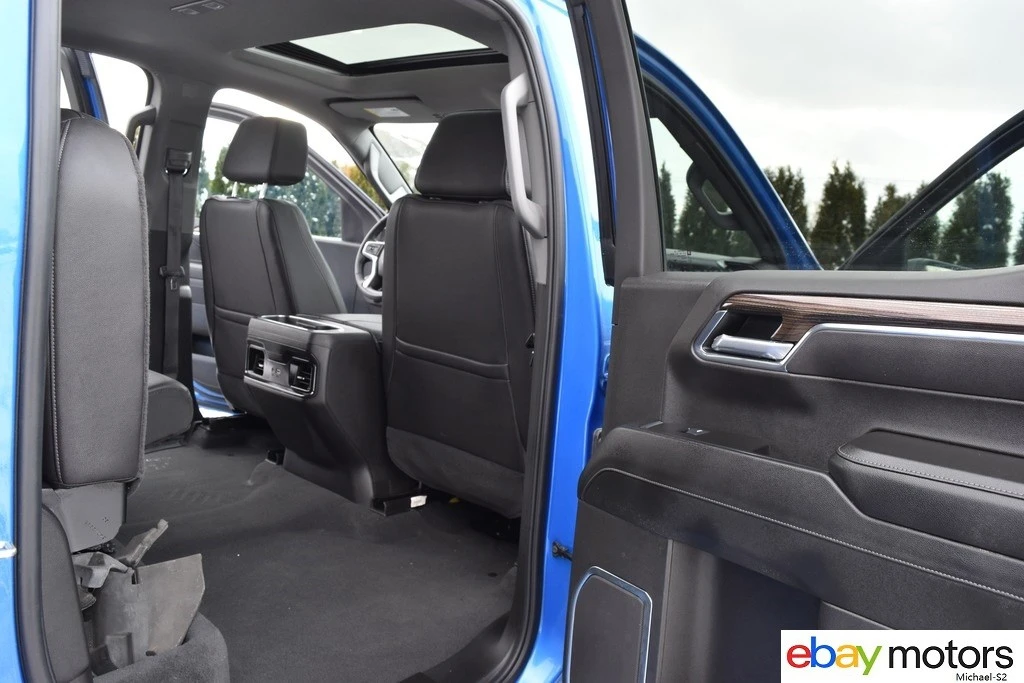 2025 Chevrolet Silverado 4th Gen - Image 18 of 21