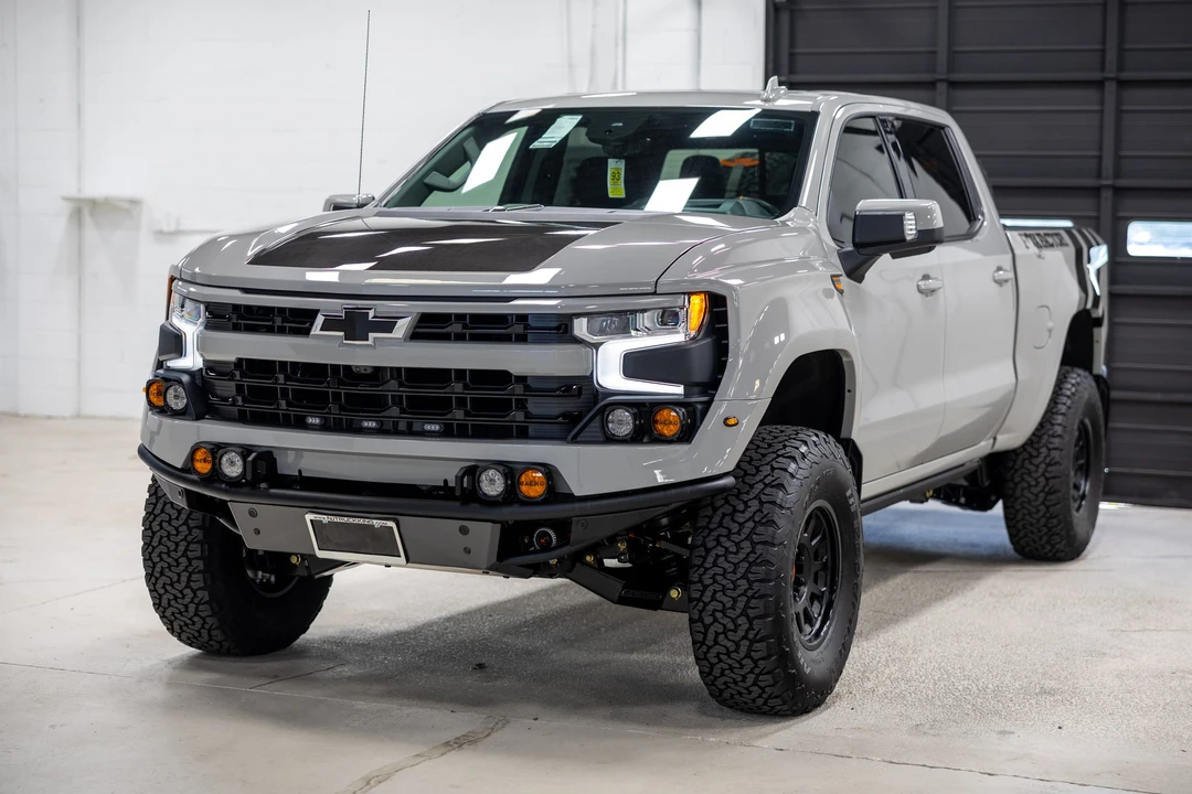 2025 Chevrolet Silverado 4th Gen - Image 4 of 31