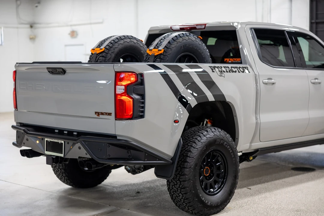 2025 Chevrolet Silverado 4th Gen - Image 29 of 31