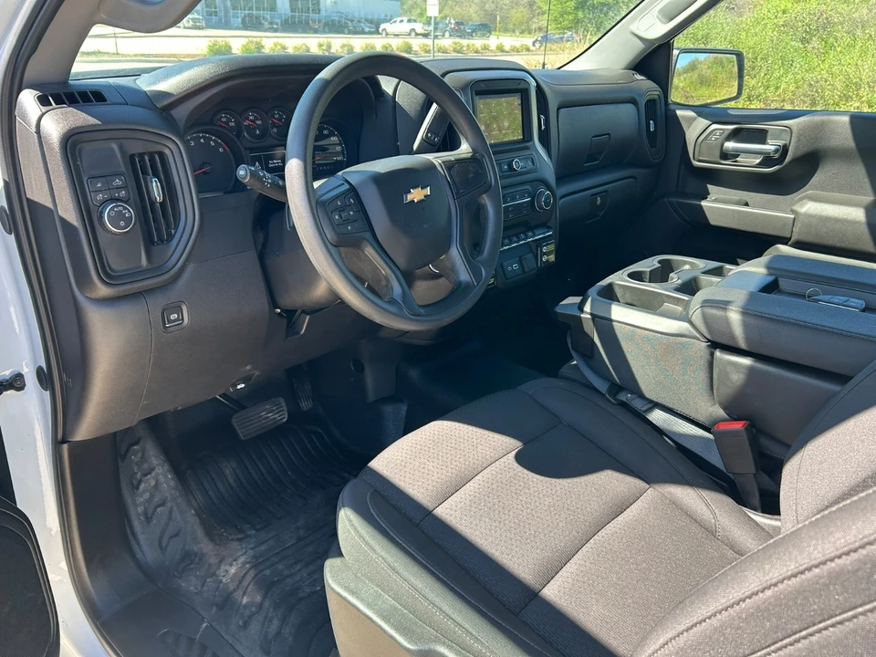 2025 Chevrolet Silverado 4th Gen - Image 14 of 20