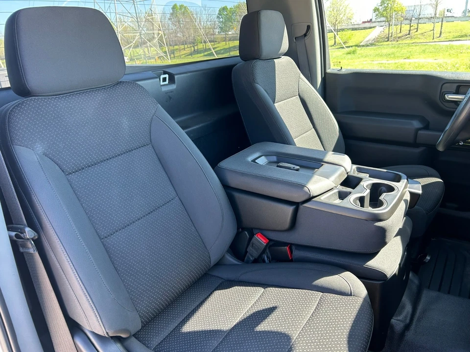 2025 Chevrolet Silverado 4th Gen - Image 15 of 20