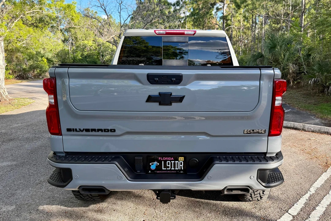 2025 Chevrolet Silverado 4th Gen - Image 5 of 31