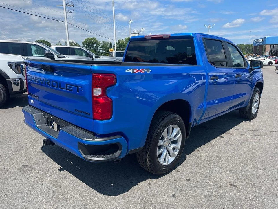 2025 Chevrolet Silverado 4th Gen - Image 5 of 12