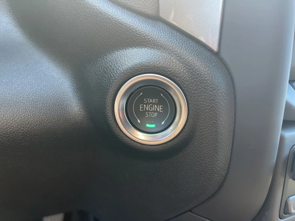 2025 Chevrolet Silverado 4th Gen - Image 20 of 21