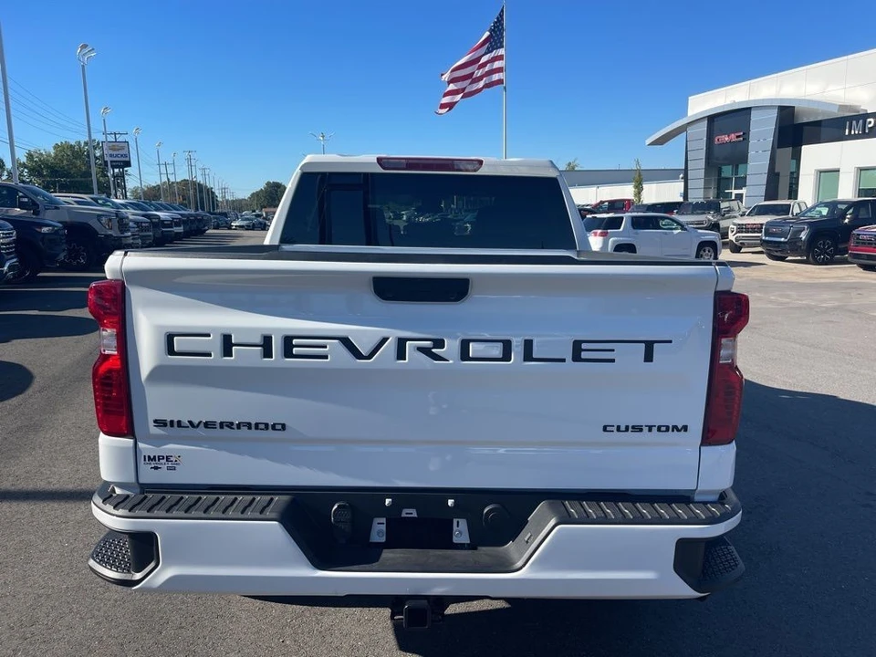 2025 Chevrolet Silverado 4th Gen - Image 4 of 21