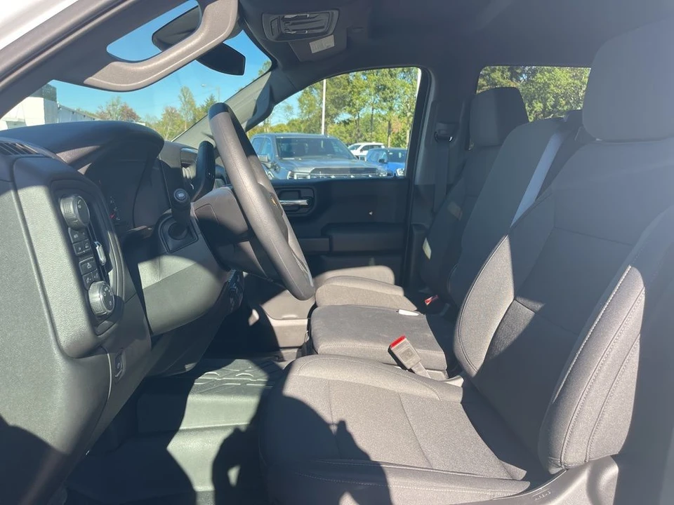 2025 Chevrolet Silverado 4th Gen - Image 9 of 21
