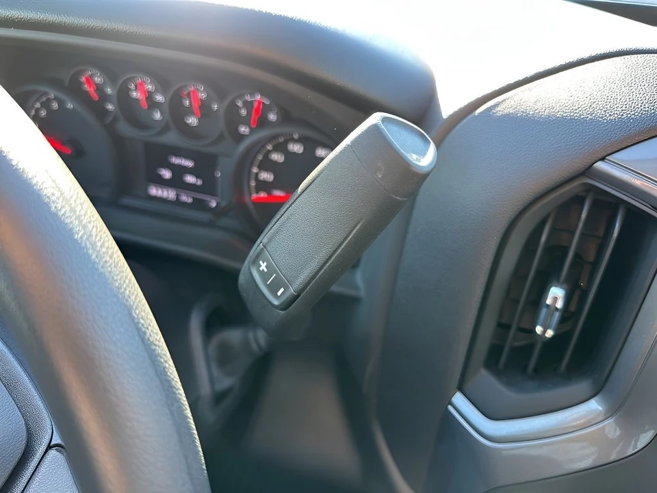 2025 Chevrolet Silverado 4th Gen - Image 15 of 21