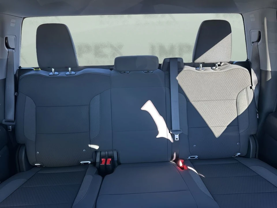 2025 Chevrolet Silverado 4th Gen - Image 11 of 21