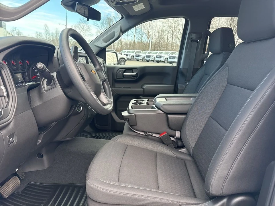 2025 Chevrolet Silverado 4th Gen - Image 9 of 21