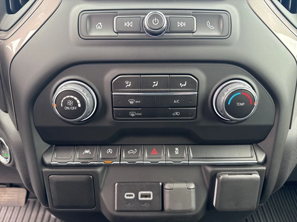 2025 Chevrolet Silverado 4th Gen - Image 20 of 21