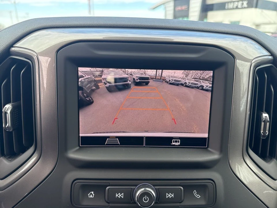 2025 Chevrolet Silverado 4th Gen - Image 19 of 21