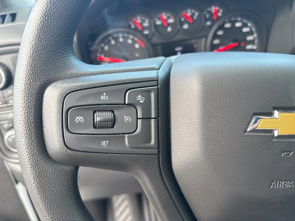 2025 Chevrolet Silverado 4th Gen - Image 16 of 21