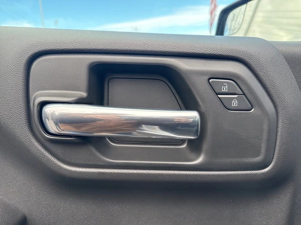 2025 Chevrolet Silverado 4th Gen - Image 11 of 21