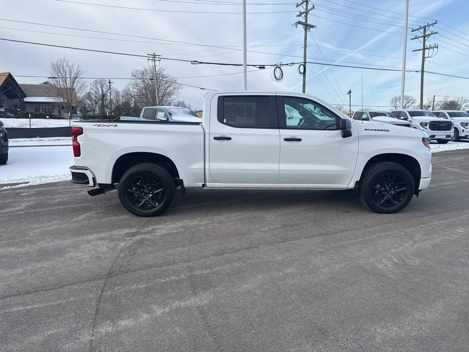 2025 Chevrolet Silverado 4th Gen - Image 6 of 21