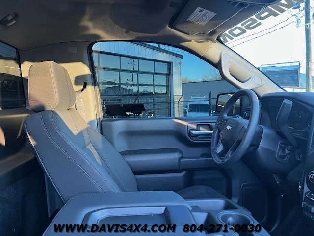 2025 Chevrolet Silverado 4th Gen - Image 28 of 30