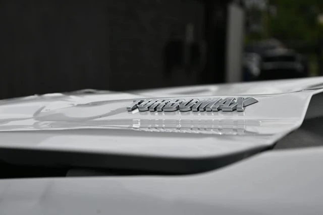 2025 Chevrolet Silverado 4th Gen - Image 10 of 19