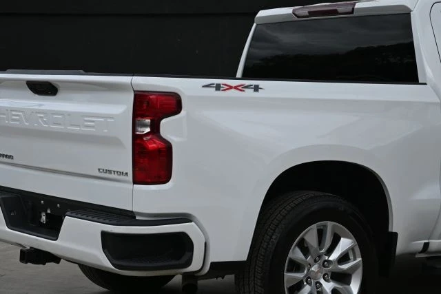 2025 Chevrolet Silverado 4th Gen - Image 8 of 19