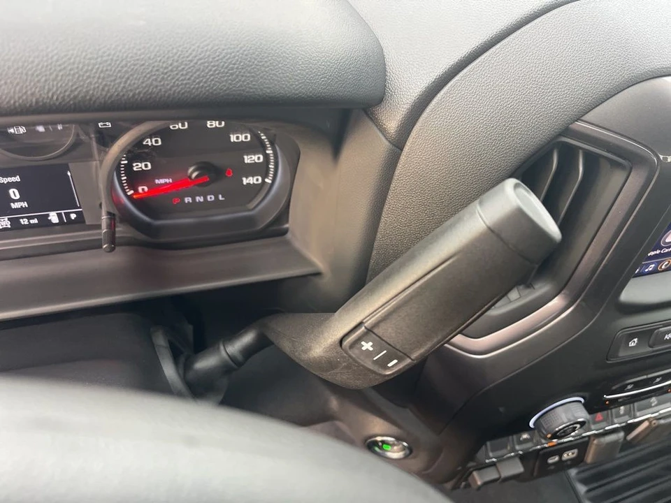 2025 Chevrolet Silverado 4th Gen - Image 18 of 21