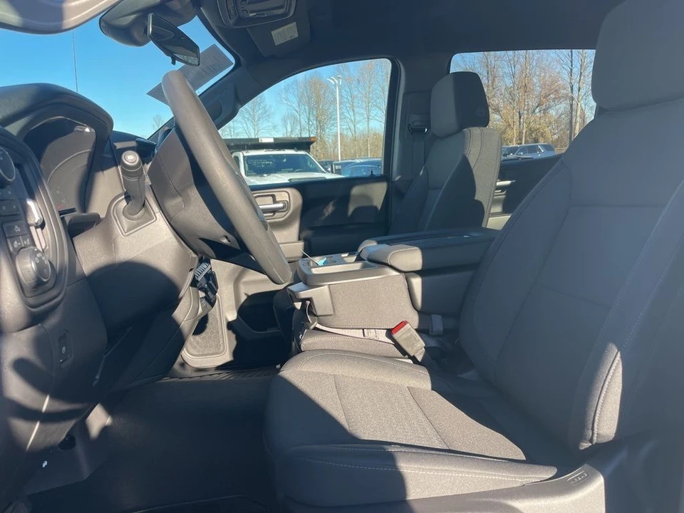 2025 Chevrolet Silverado 4th Gen - Image 10 of 21