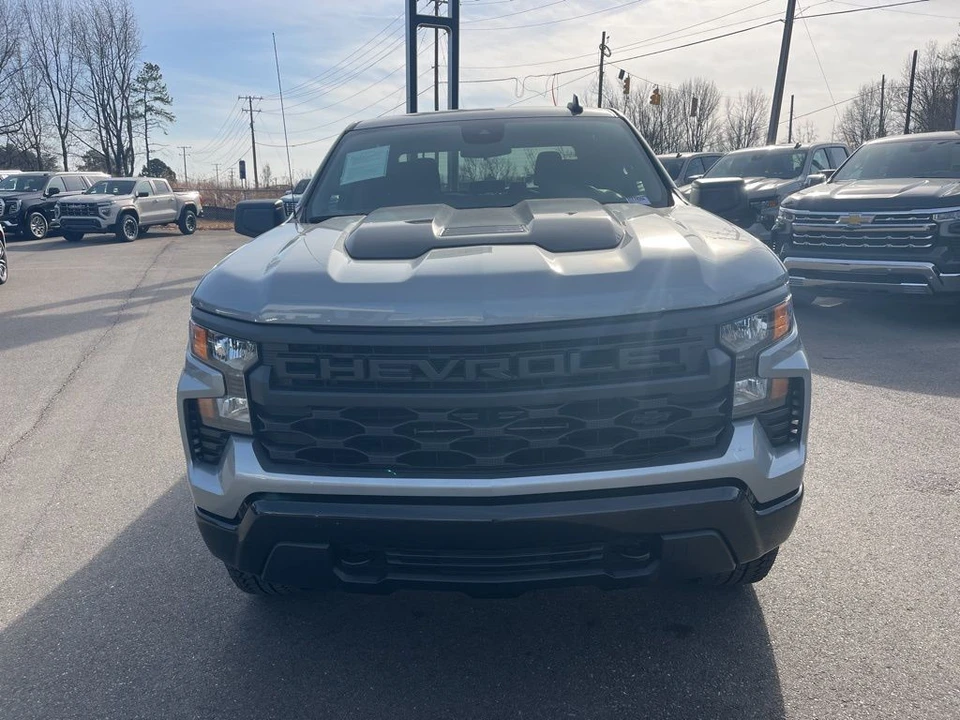 2025 Chevrolet Silverado 4th Gen - Image 8 of 12