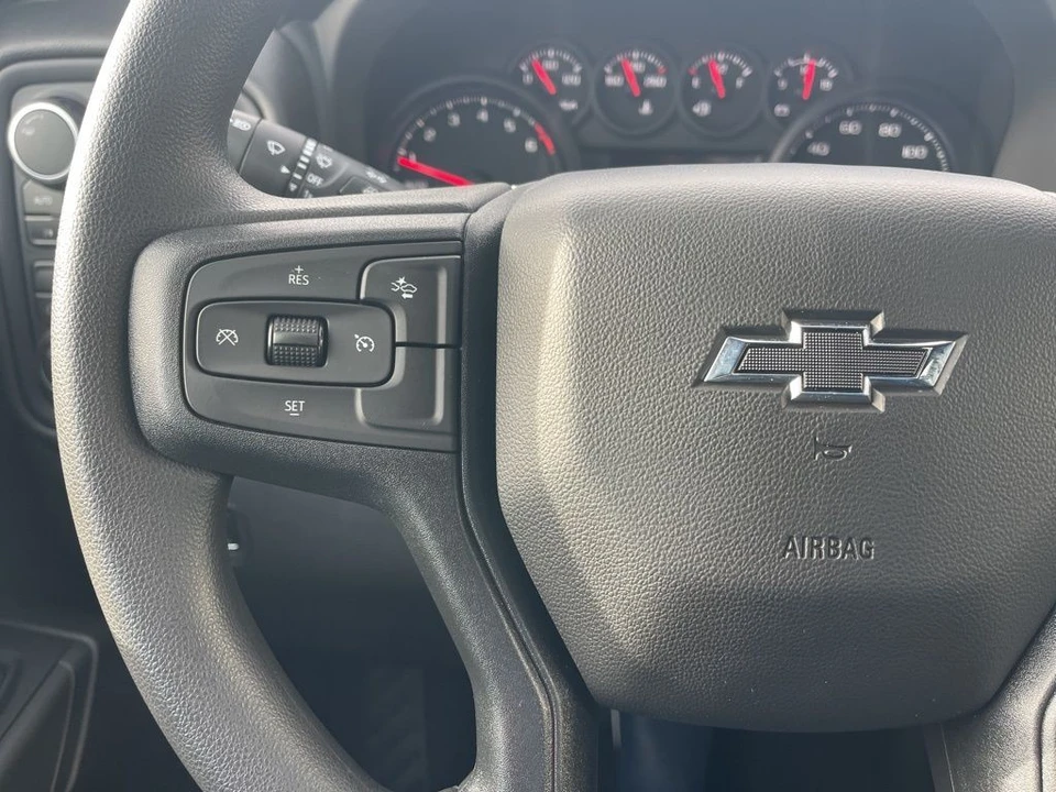 2025 Chevrolet Silverado 4th Gen - Image 17 of 21
