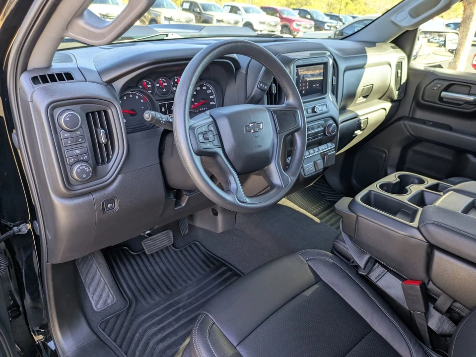 2025 Chevrolet Silverado 4th Gen - Image 15 of 21