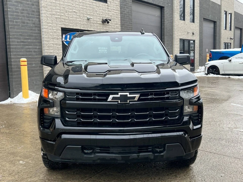 2025 Chevrolet Silverado 4th Gen - Image 3 of 21