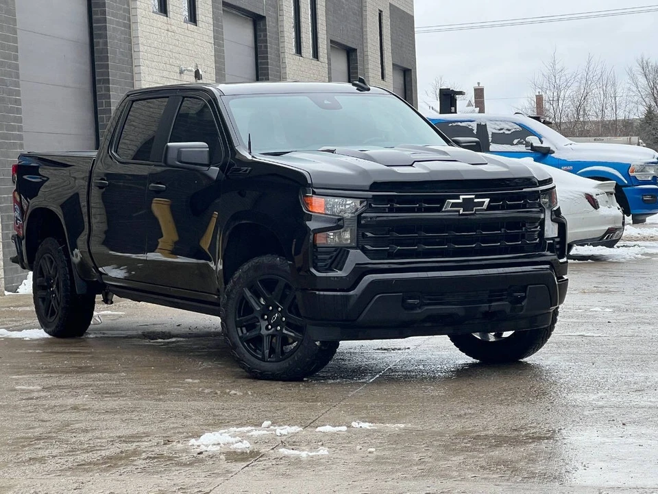 2025 Chevrolet Silverado 4th Gen - Image 2 of 21