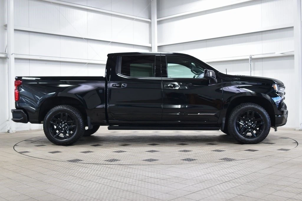 2025 Chevrolet Silverado 4th Gen - Image 9 of 12