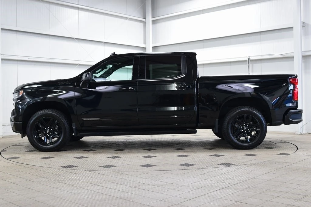2025 Chevrolet Silverado 4th Gen - Image 4 of 12