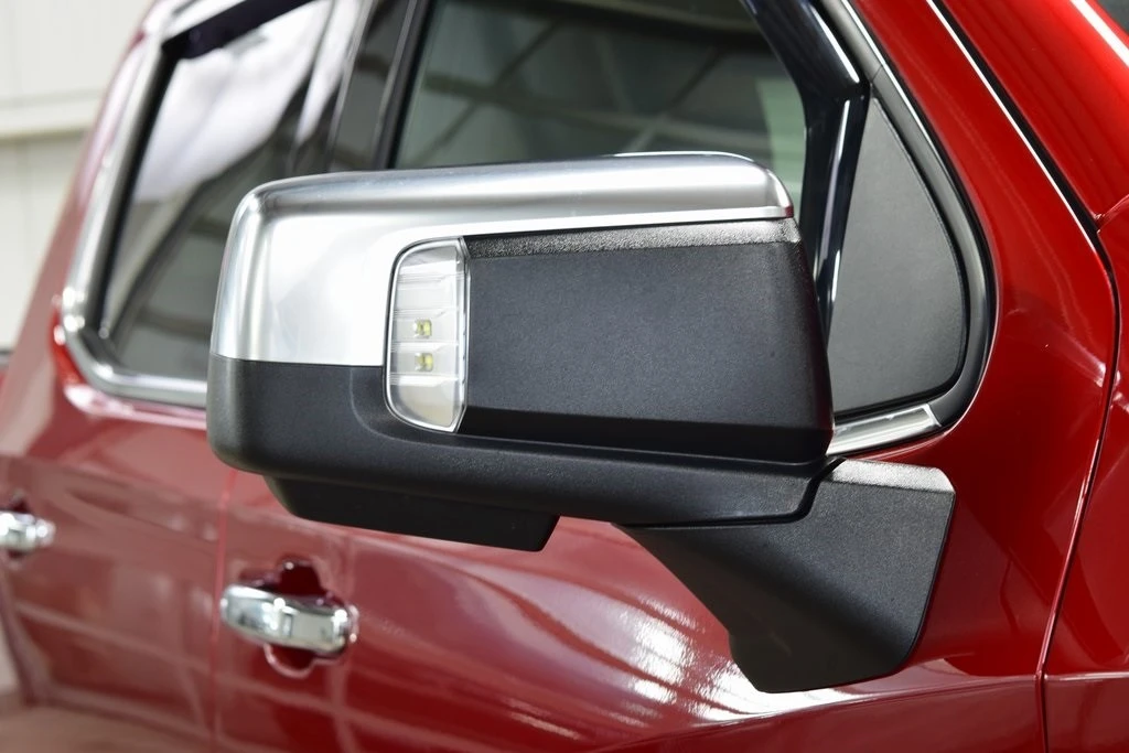 2025 Chevrolet Silverado 4th Gen - Image 17 of 21