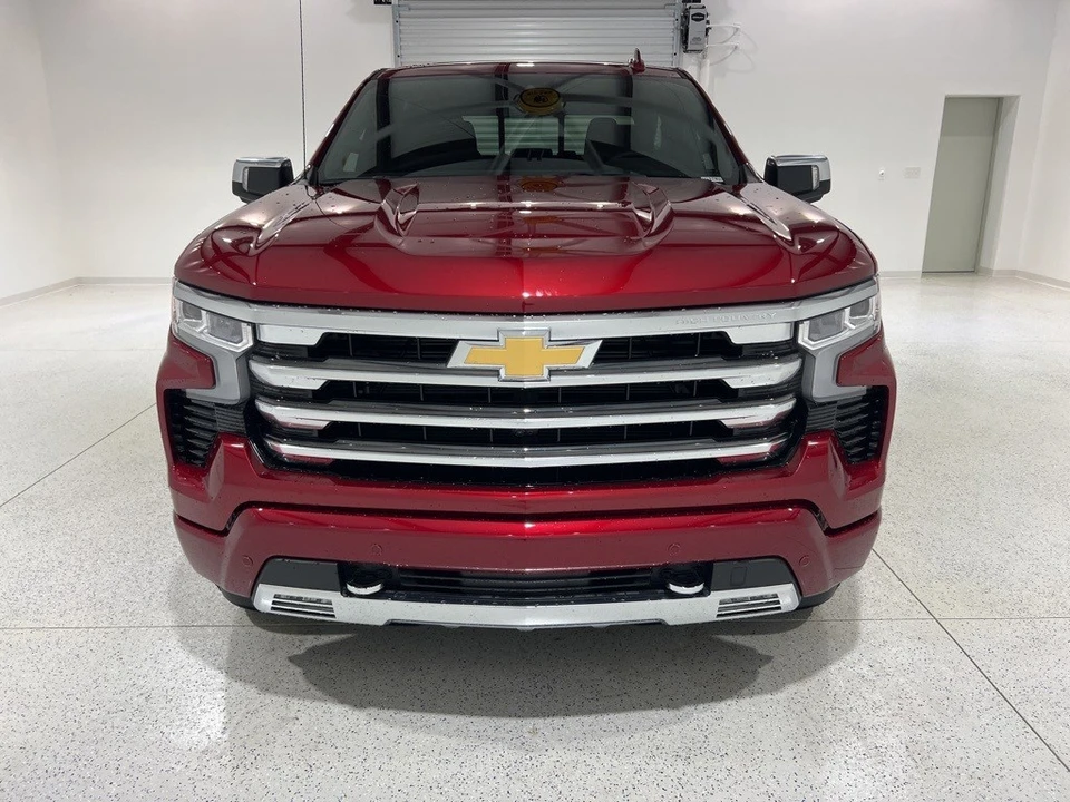 2025 Chevrolet Silverado 4th Gen - Image 8 of 12