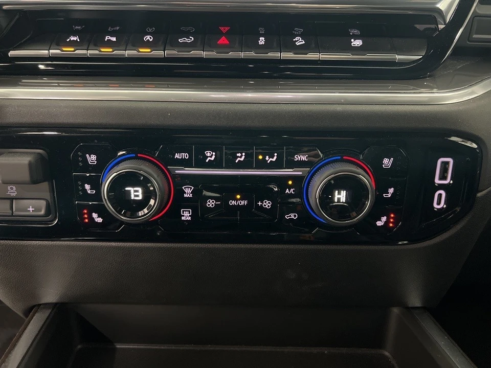 2025 Chevrolet Silverado 4th Gen - Image 17 of 21