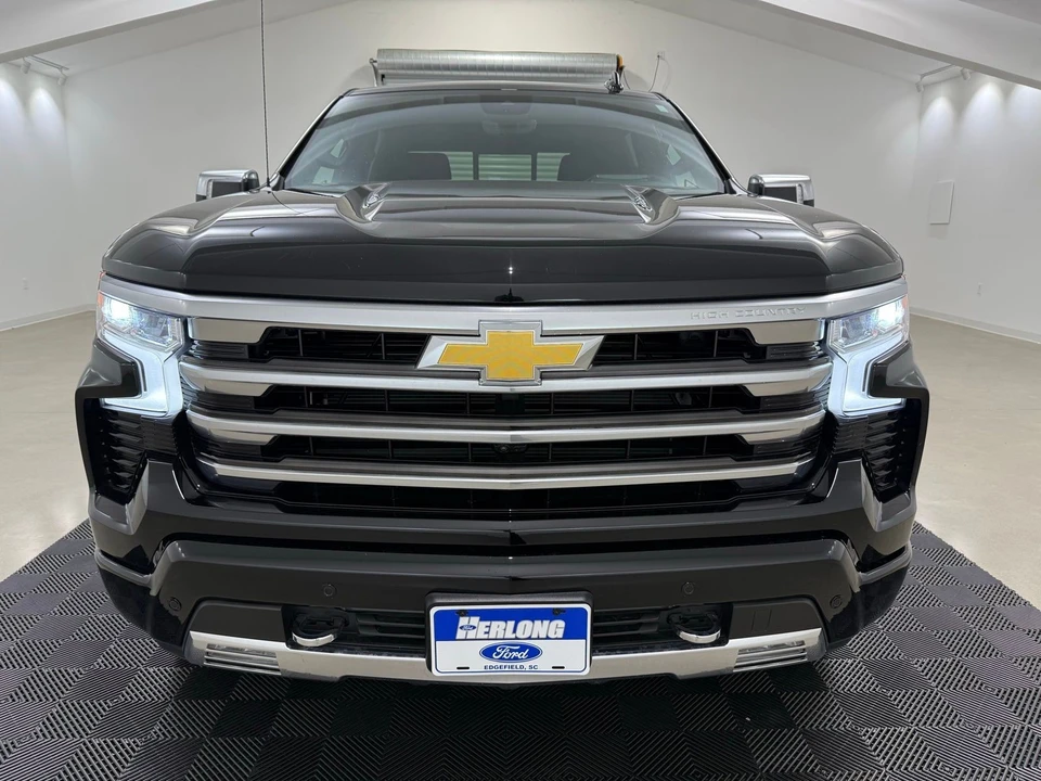 2025 Chevrolet Silverado 4th Gen - Image 2 of 21