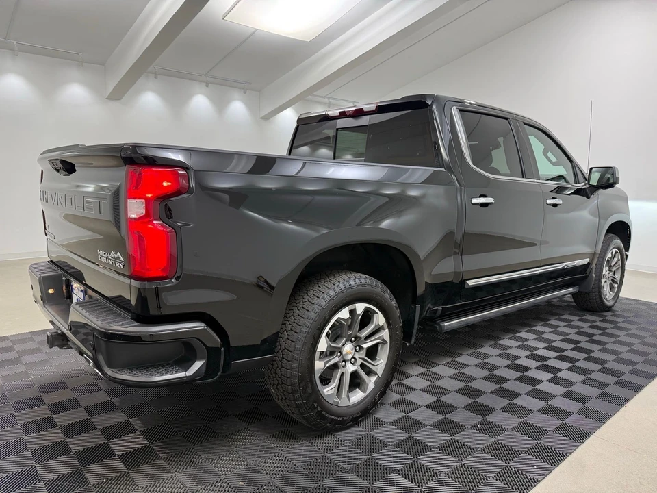 2025 Chevrolet Silverado 4th Gen - Image 6 of 21