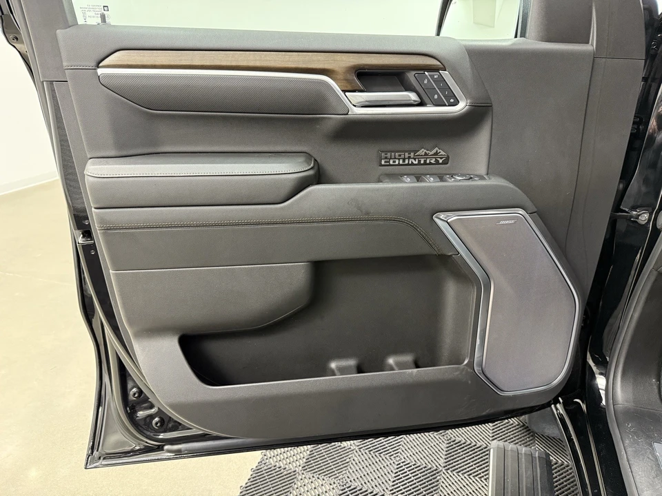 2025 Chevrolet Silverado 4th Gen - Image 13 of 21