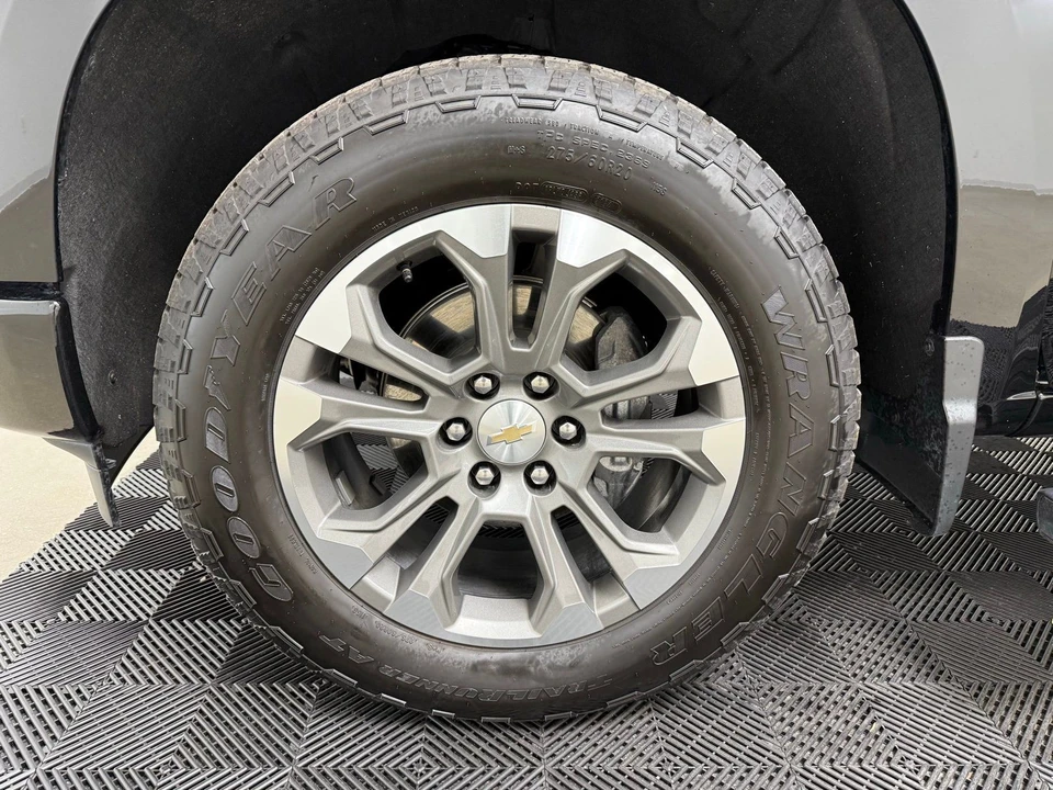 2025 Chevrolet Silverado 4th Gen - Image 11 of 21