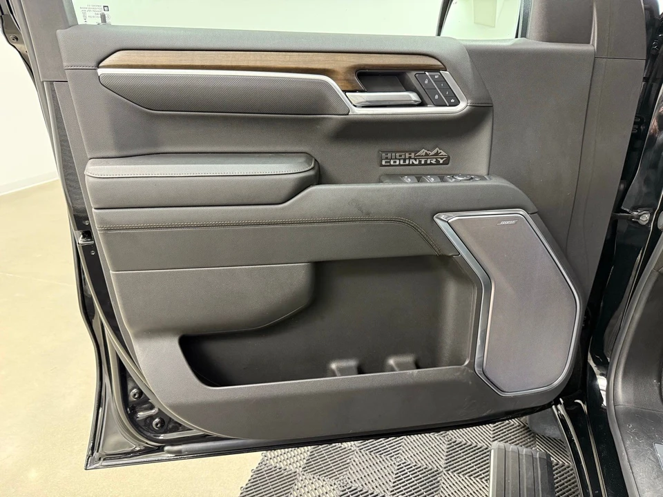 2025 Chevrolet Silverado 4th Gen - Image 12 of 21