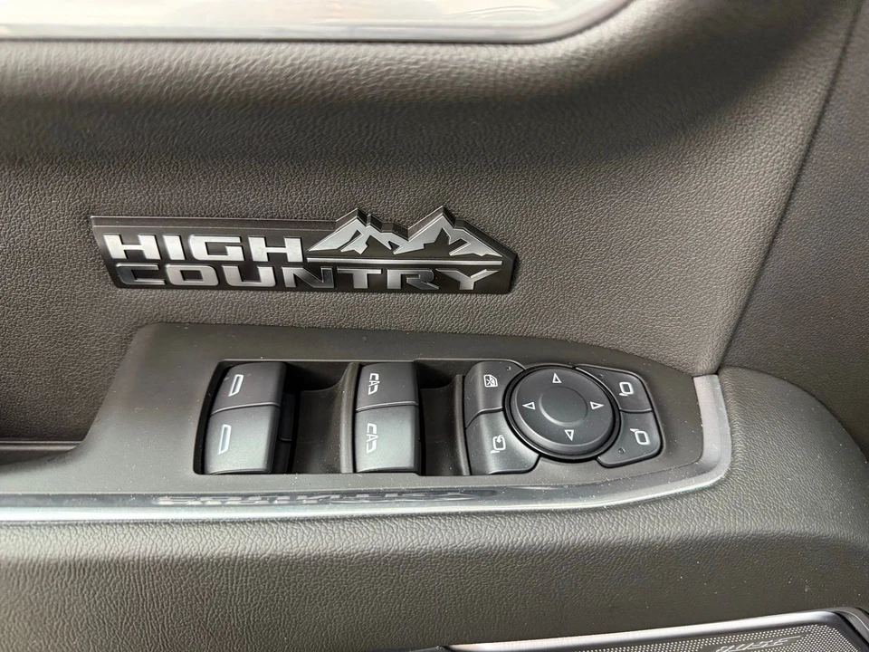 2025 Chevrolet Silverado 4th Gen - Image 13 of 21