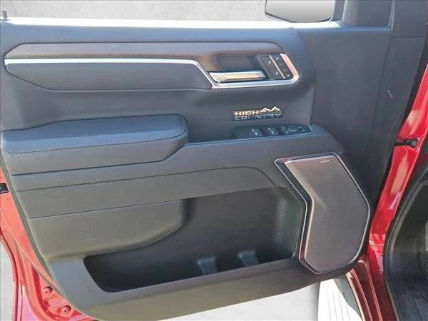 2025 Chevrolet Silverado 4th Gen - Image 7 of 18