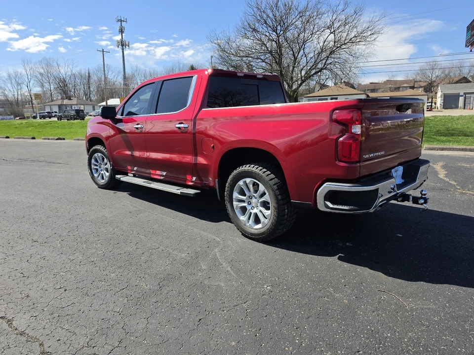 2025 Chevrolet Silverado 4th Gen - Image 10 of 21