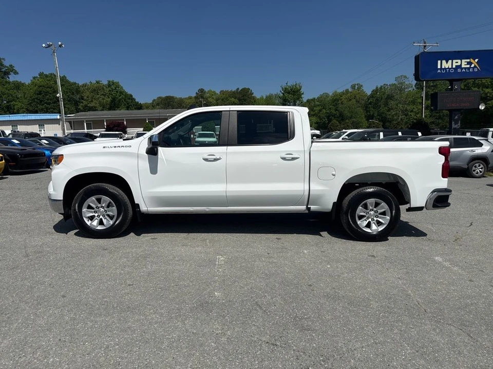 2025 Chevrolet Silverado 4th Gen - Image 2 of 21