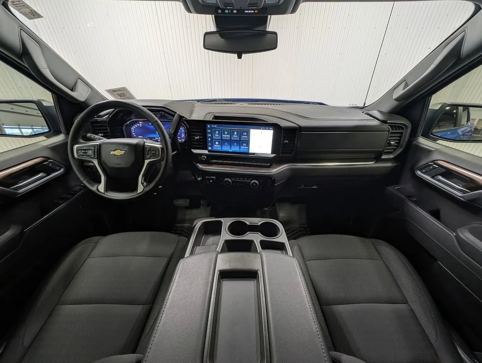 2025 Chevrolet Silverado 4th Gen - Image 2 of 12