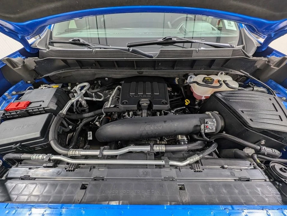 2025 Chevrolet Silverado 4th Gen - Image 11 of 12