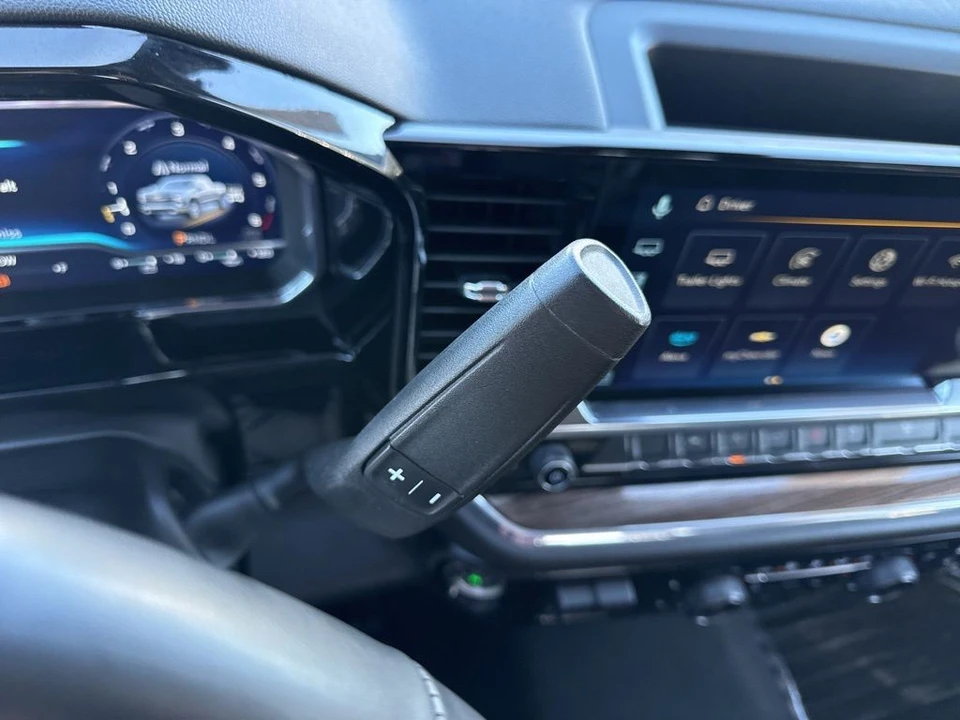 2025 Chevrolet Silverado 4th Gen - Image 17 of 21