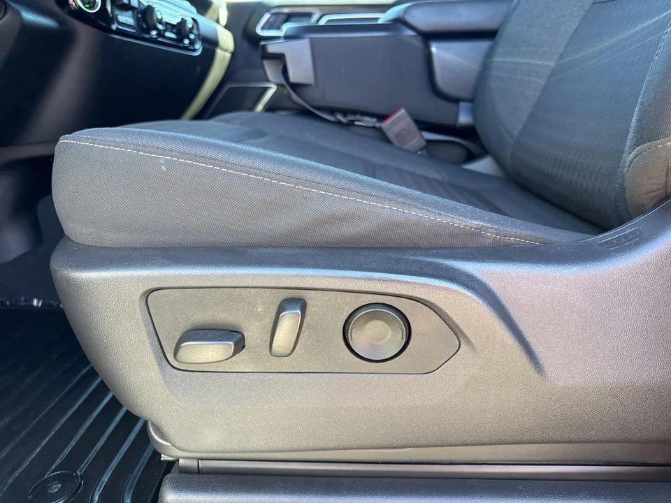 2025 Chevrolet Silverado 4th Gen - Image 10 of 21