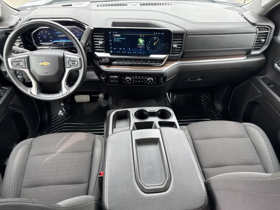 2025 Chevrolet Silverado 4th Gen - Image 13 of 21
