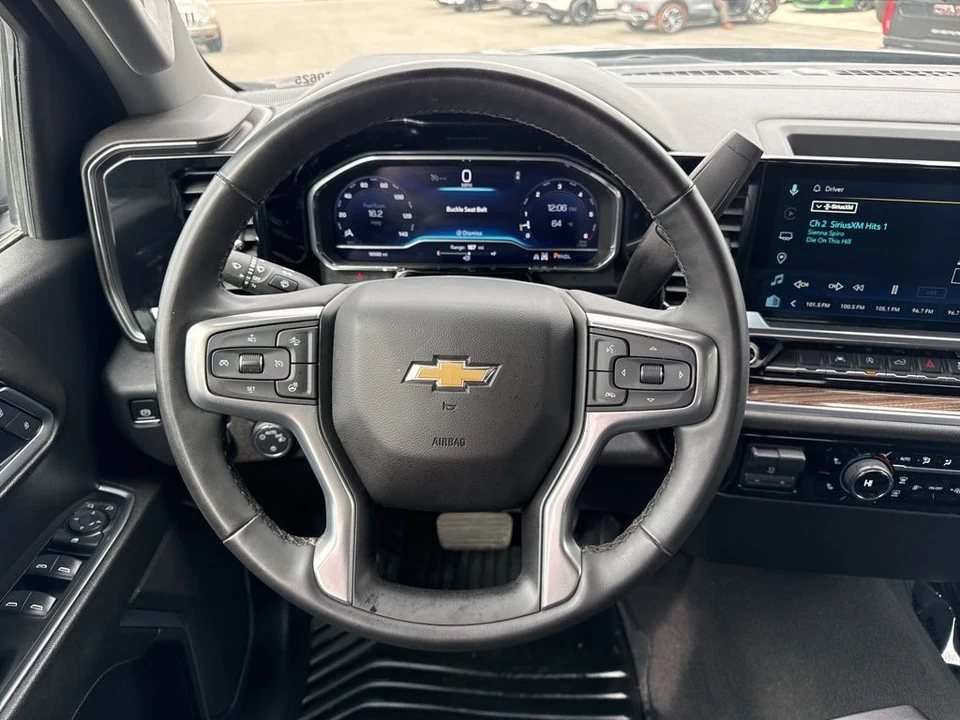 2025 Chevrolet Silverado 4th Gen - Image 14 of 21