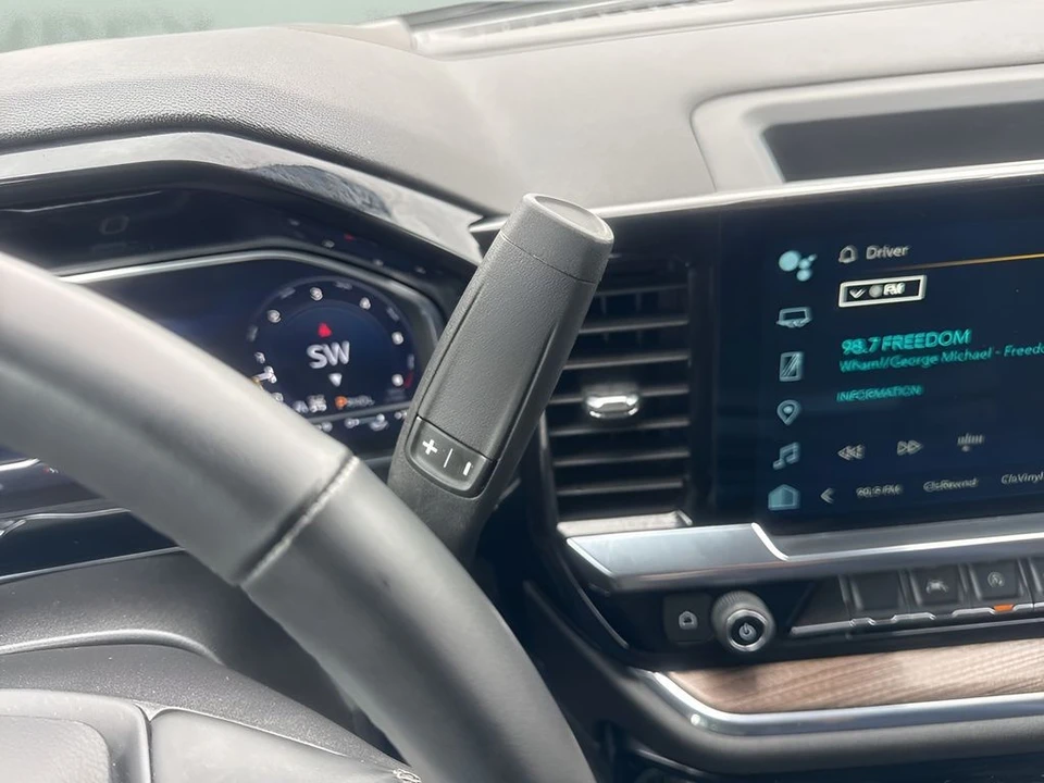 2025 Chevrolet Silverado 4th Gen - Image 16 of 21