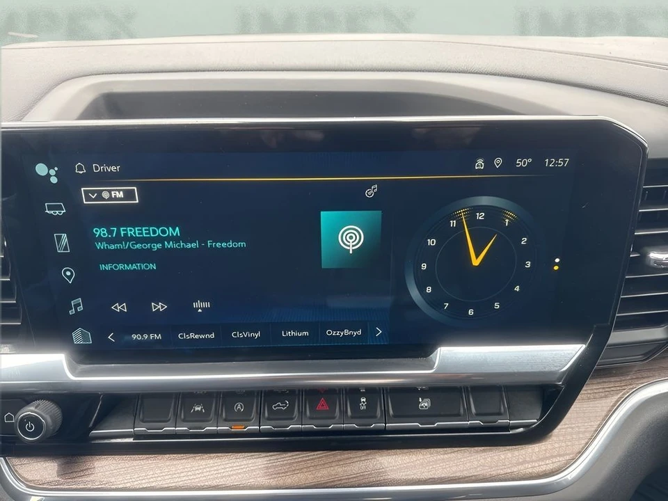 2025 Chevrolet Silverado 4th Gen - Image 17 of 21